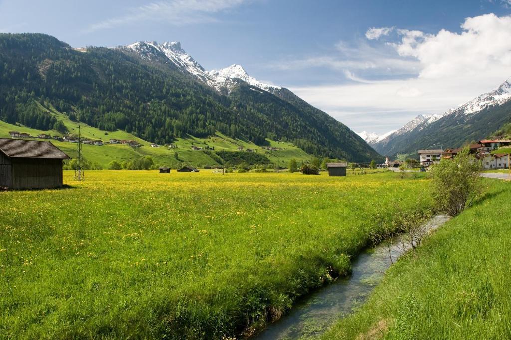 Haus Madeleine Apartment Neustift im Stubaital Exterior photo